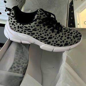 Pink Lily Leopard Print Tennis Shoes size 7  *please see description*